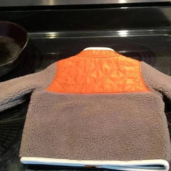 Old Navy fleece & fabric cool weather jacket w easy grab zipper and Ivory trim - Picture 4 of 6